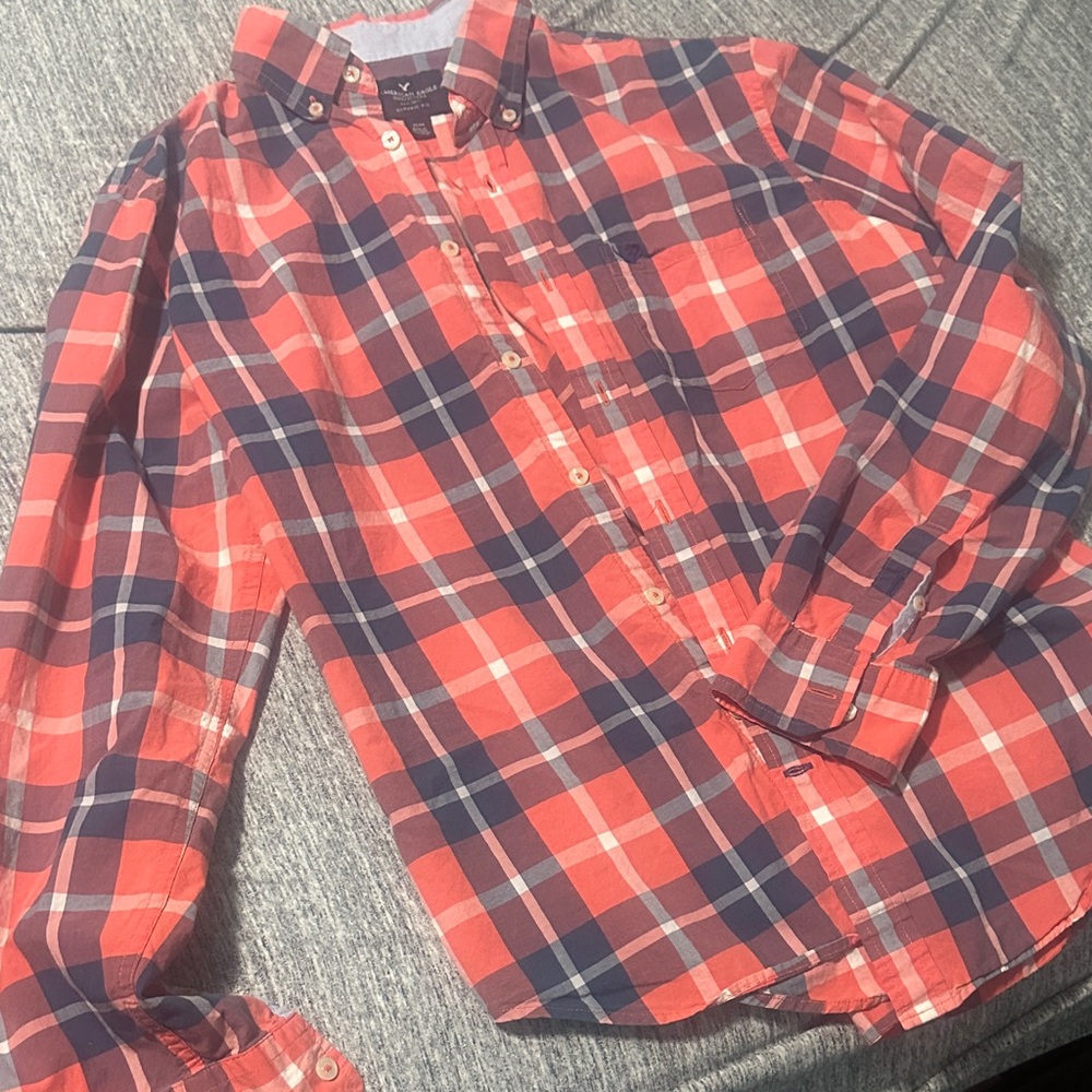 American Eagle Outfitters Red and Blue Plaid Shirt